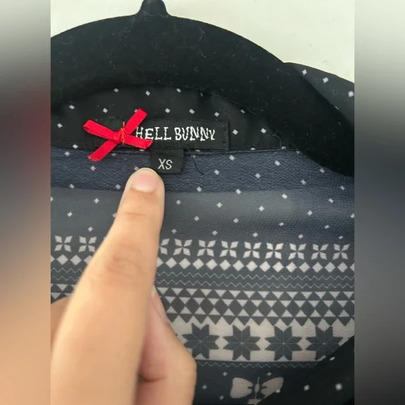 Hell Bunny Sheer Skull Ornament Button-Down - Picture 3 of 6